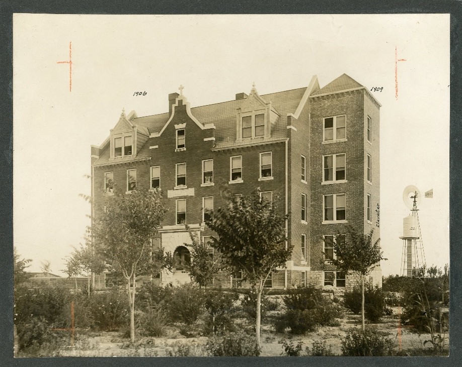 1906